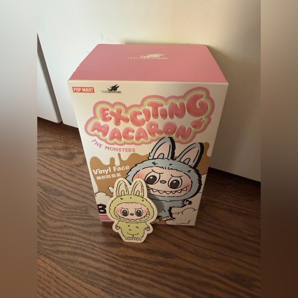 100% Authentic Sealed Box POPMART: LABUBU: Exciting Macarons - Green Grape